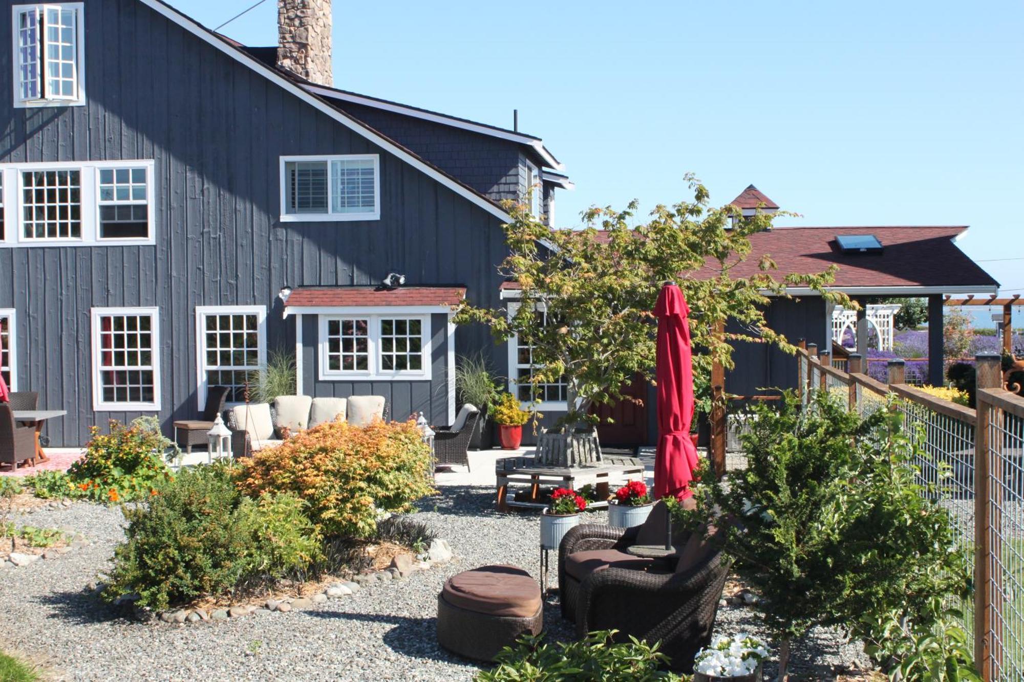 Dungeness Barn House Bed And Breakfast At Two Crows Farm 세킴 외부 사진
