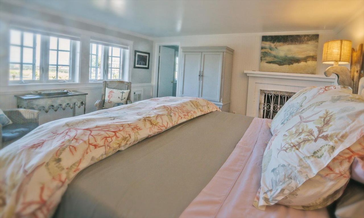 Dungeness Barn House Bed And Breakfast At Two Crows Farm 세킴 외부 사진